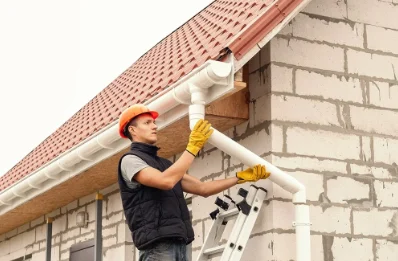 Pose et remplacement de gouttières à Esnes